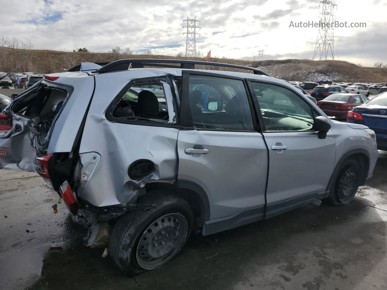 2019 Subaru Forester  Silver vin: JF2SKACC0KH428025