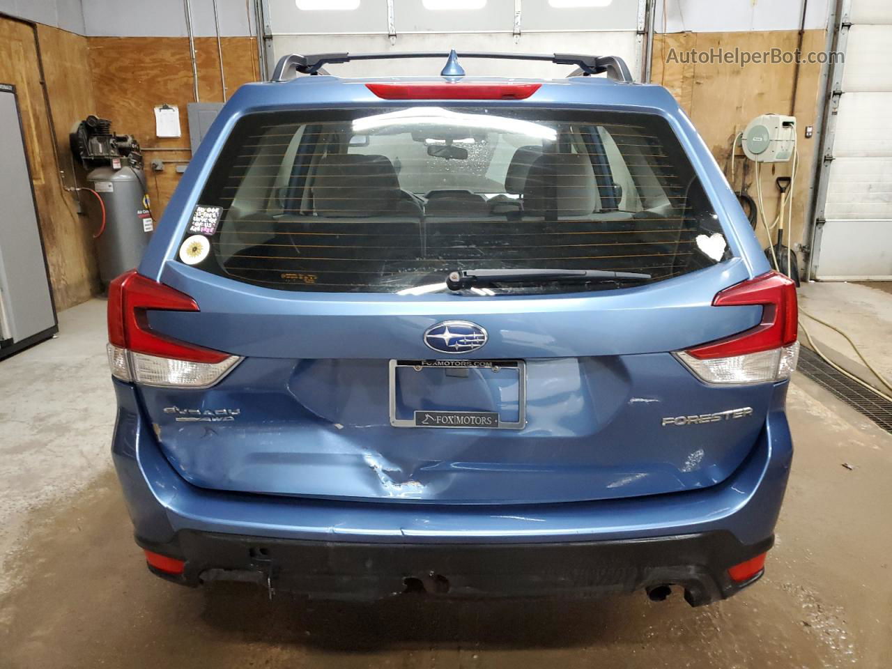 2019 Subaru Forester  Blue vin: JF2SKACC1KH485284