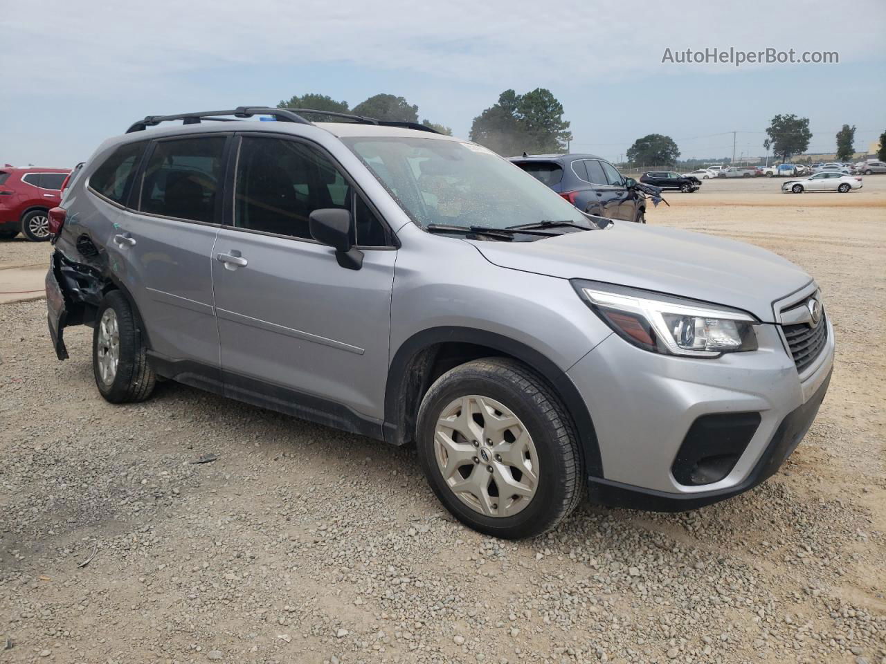 2019 Subaru Forester  Silver vin: JF2SKACC1KH564969