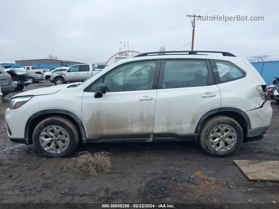 2019 Subaru Forester   White vin: JF2SKACC2KH491577