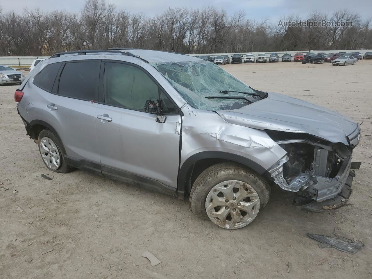 2019 Subaru Forester  Silver vin: JF2SKACC2KH502545