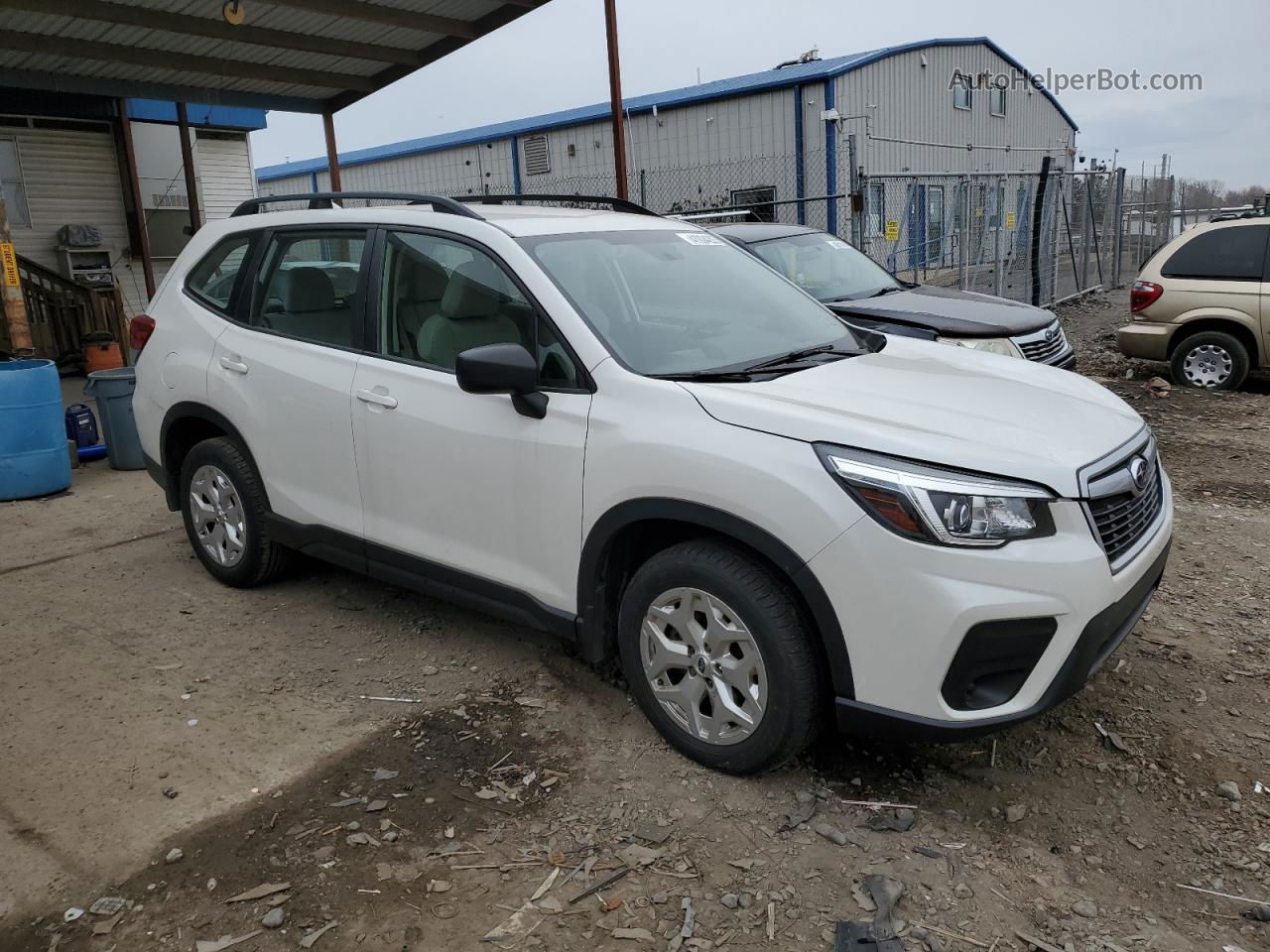 2019 Subaru Forester  White vin: JF2SKACC3KH484265