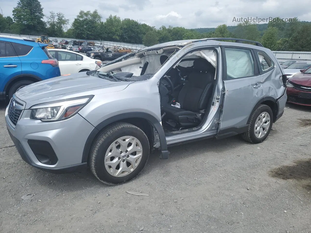 2019 Subaru Forester  Silver vin: JF2SKACC4KH483254