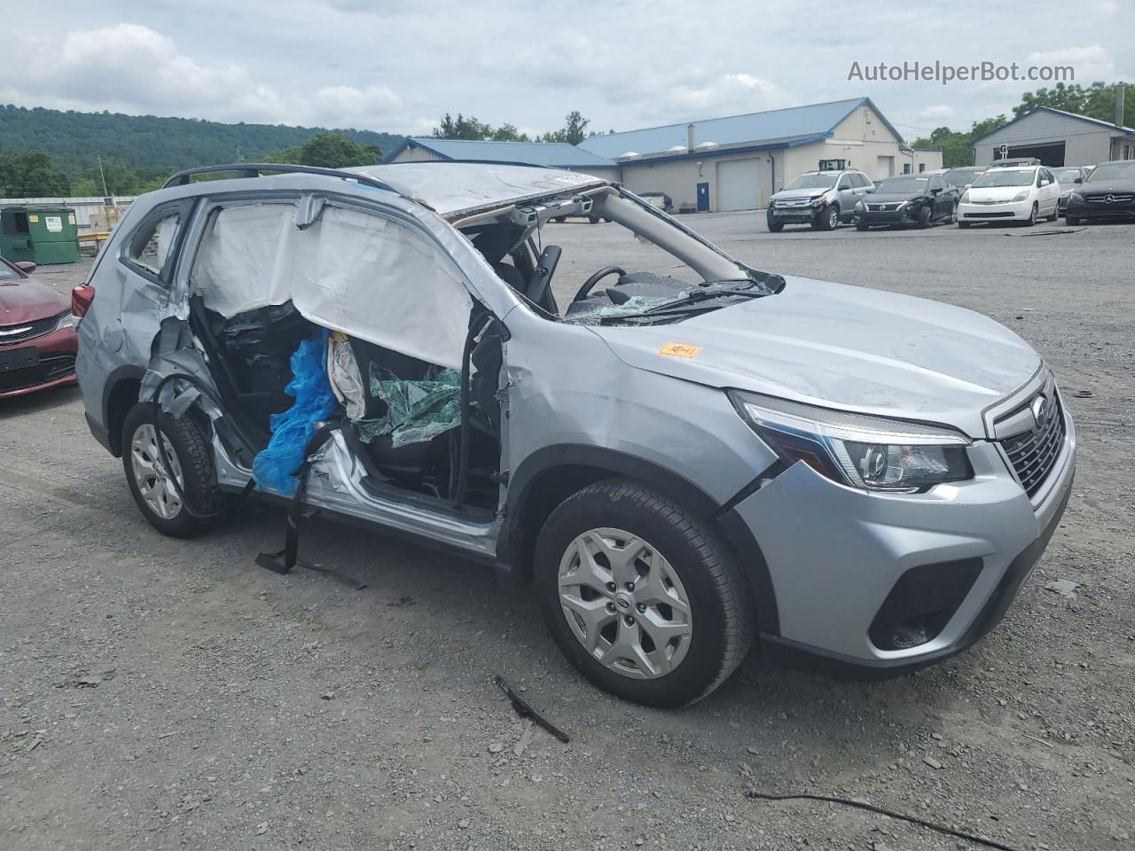 2019 Subaru Forester  Silver vin: JF2SKACC4KH483254