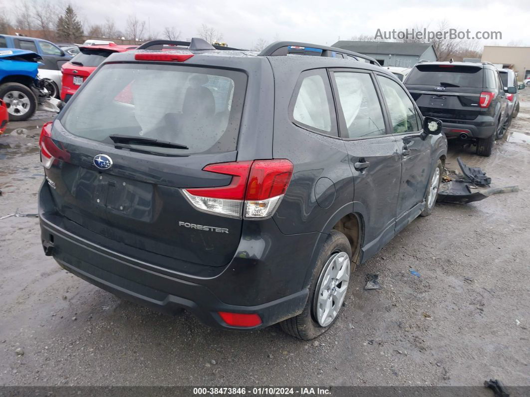 2019 Subaru Forester   Gray vin: JF2SKACC4KH593981