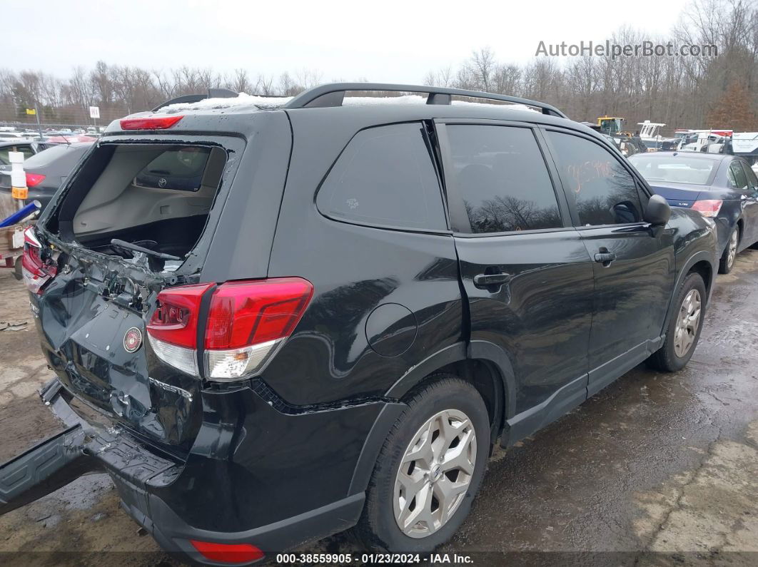 2019 Subaru Forester   Black vin: JF2SKACC5KH526161