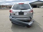 2019 Subaru Forester  Silver vin: JF2SKACC7KH562546