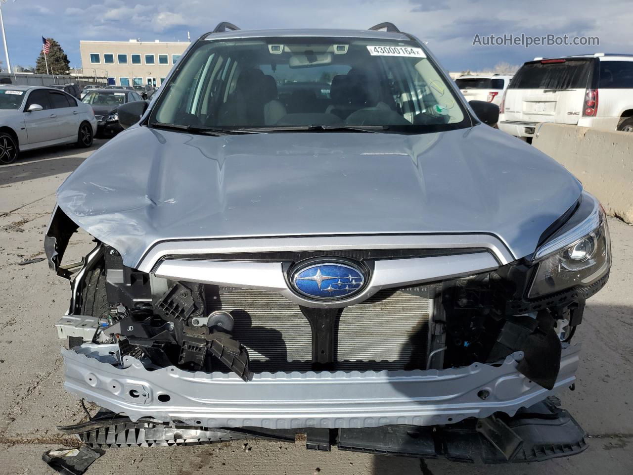 2019 Subaru Forester  Silver vin: JF2SKACC7KH579427