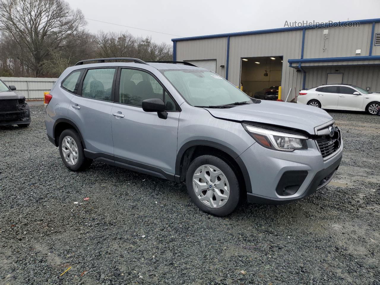 2019 Subaru Forester  Silver vin: JF2SKACC8KH535419