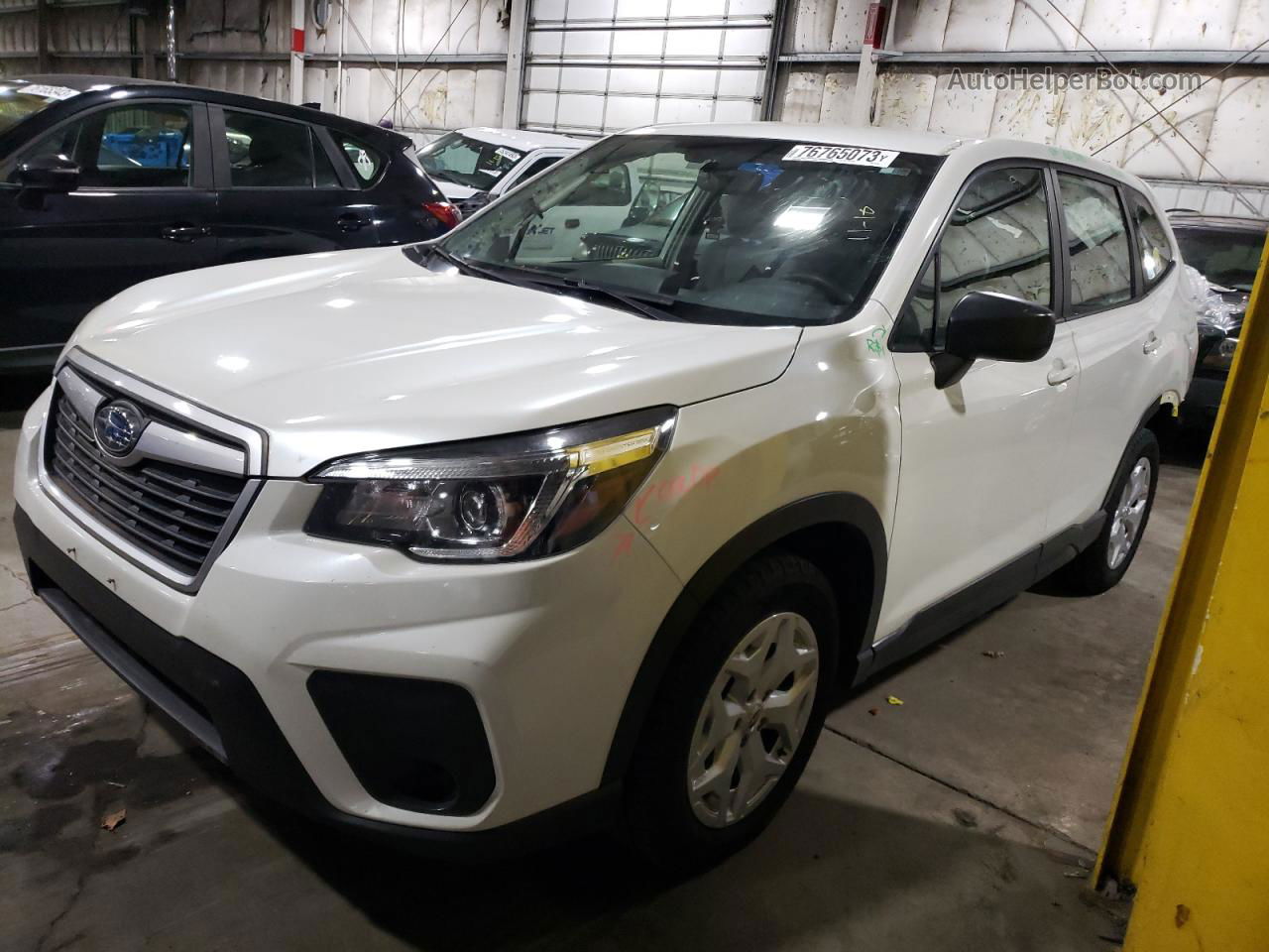 2019 Subaru Forester  White vin: JF2SKACC9KH451464