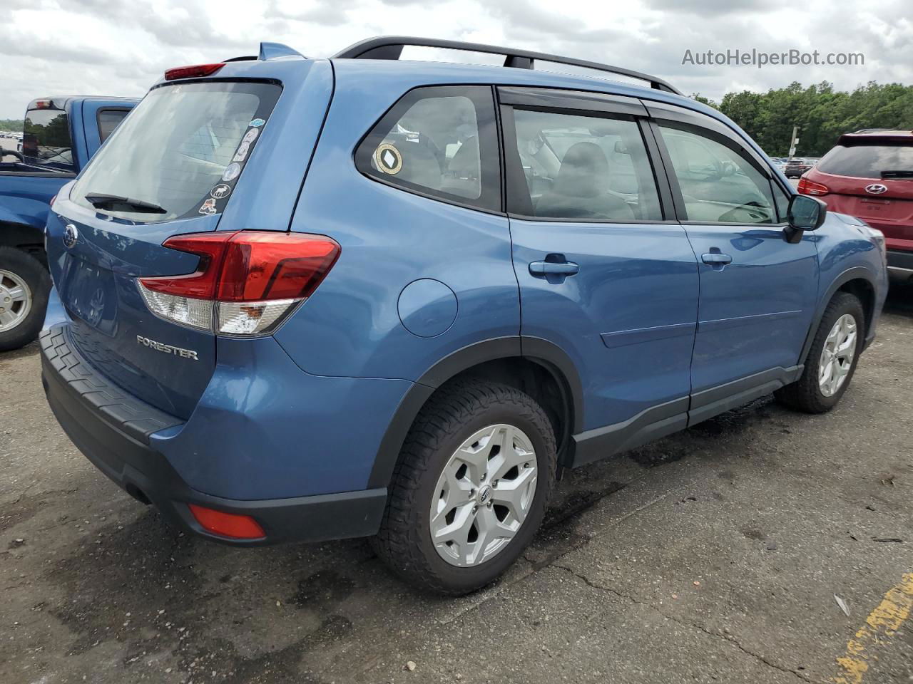 2019 Subaru Forester  Blue vin: JF2SKACC9KH508391