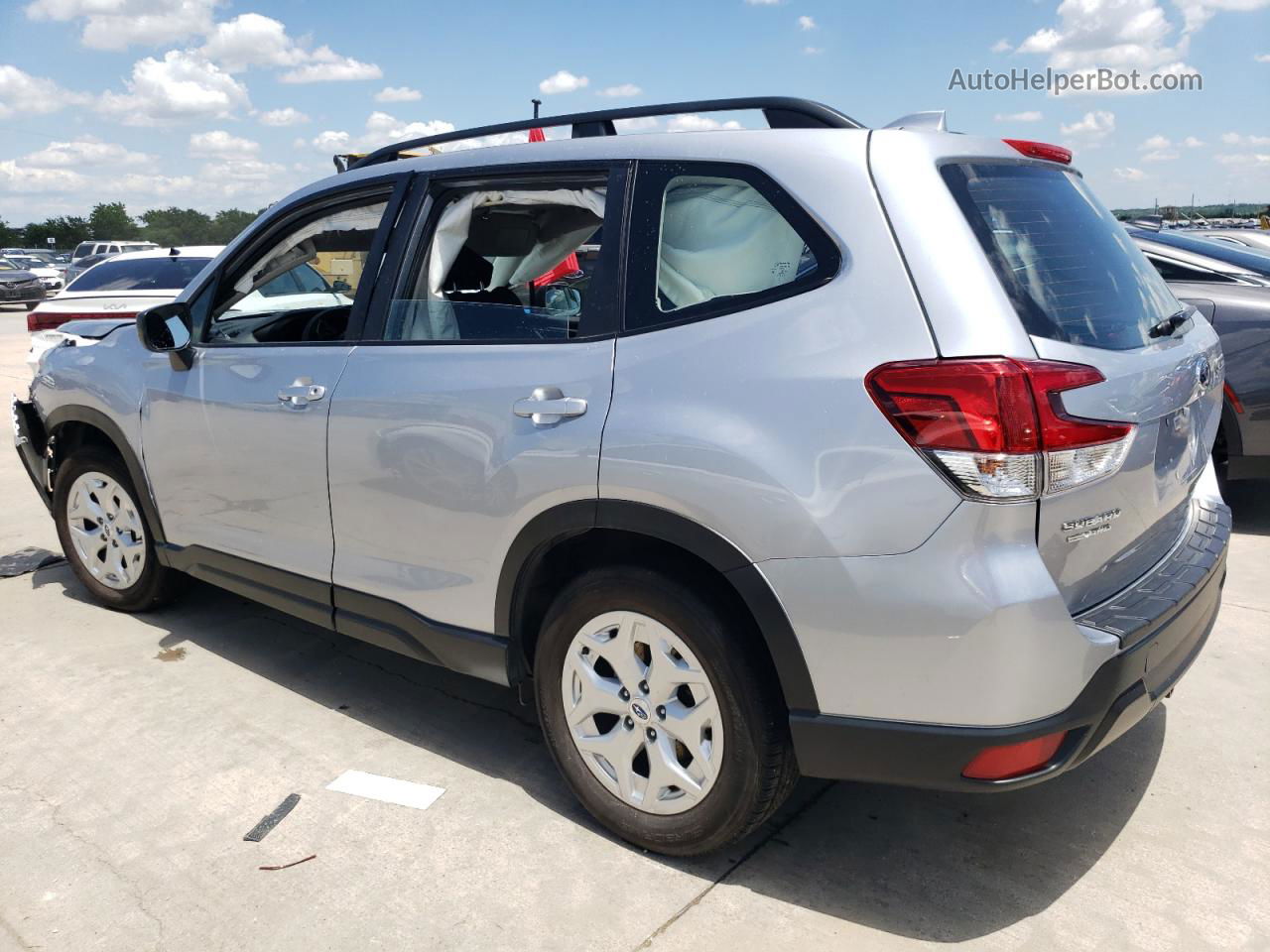 2020 Subaru Forester  Серебряный vin: JF2SKADC3LH568747