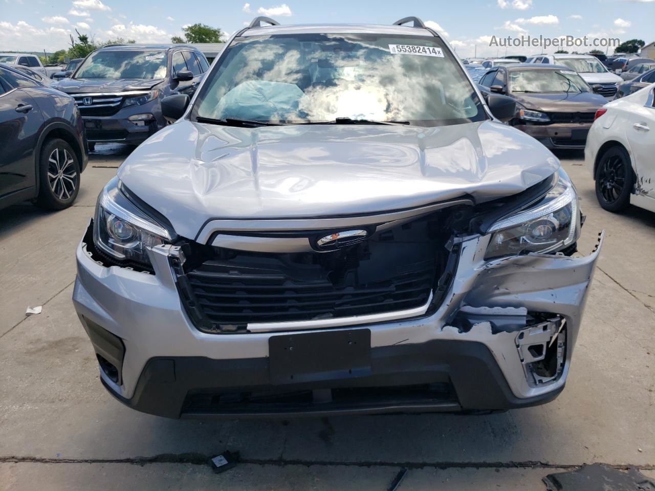 2020 Subaru Forester  Серебряный vin: JF2SKADC3LH568747