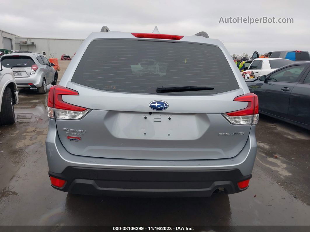 2020 Subaru Forester Серебряный vin: JF2SKADC3LH602993