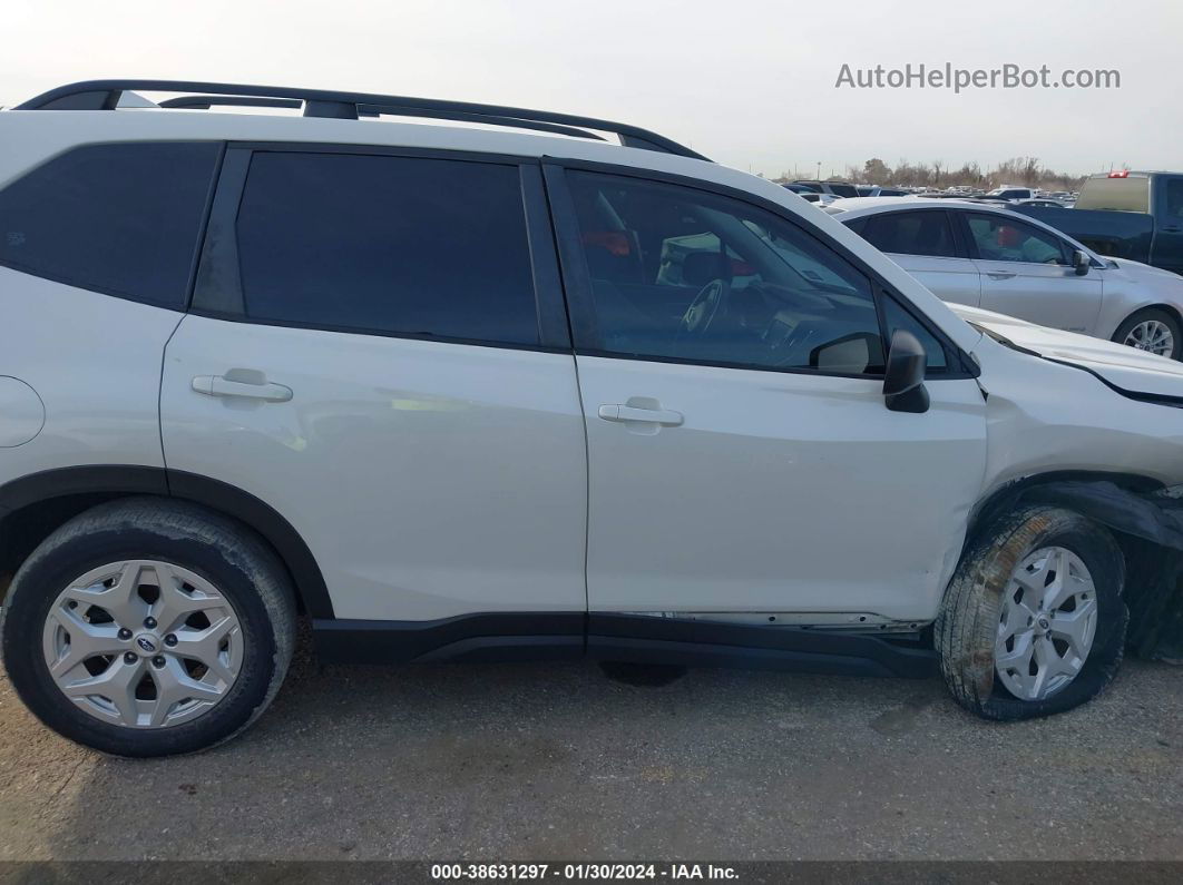 2020 Subaru Forester   White vin: JF2SKADCXLH407781