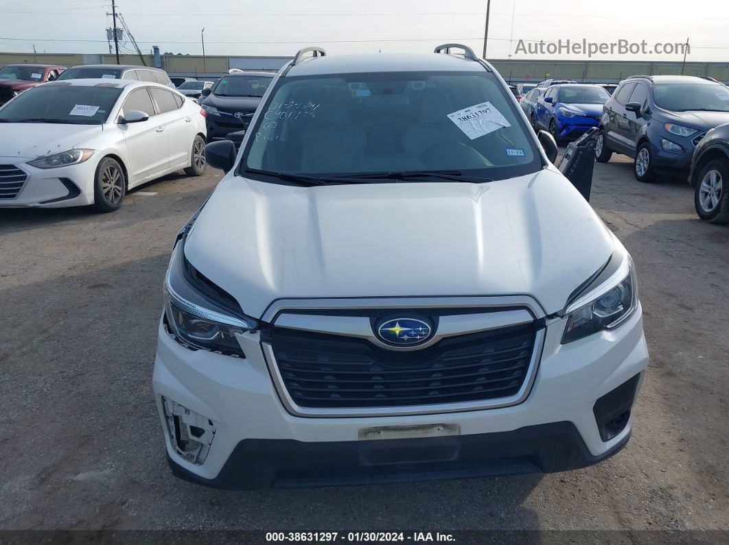 2020 Subaru Forester   White vin: JF2SKADCXLH407781