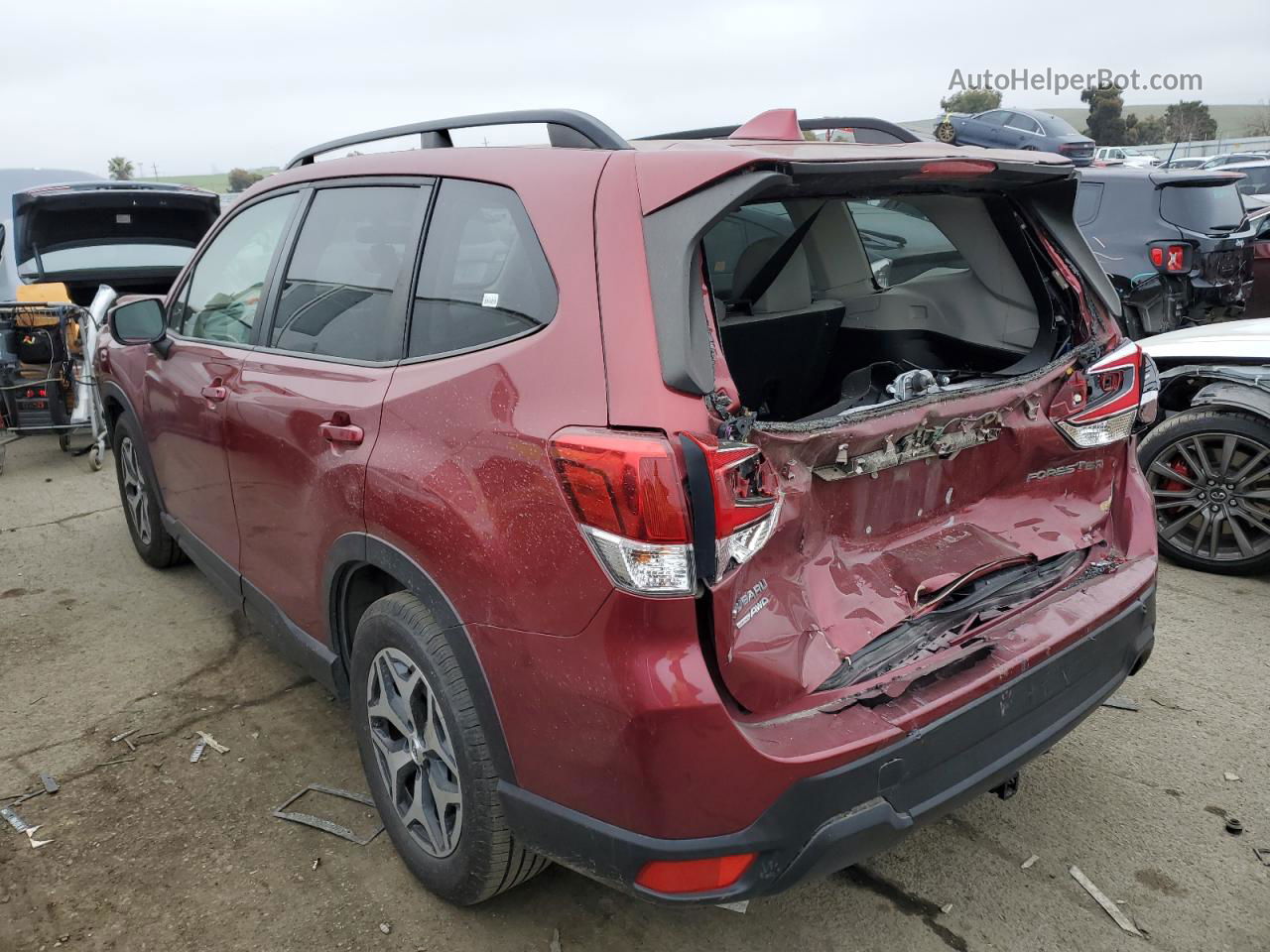 2019 Subaru Forester Premium Красный vin: JF2SKAEC1KH422750