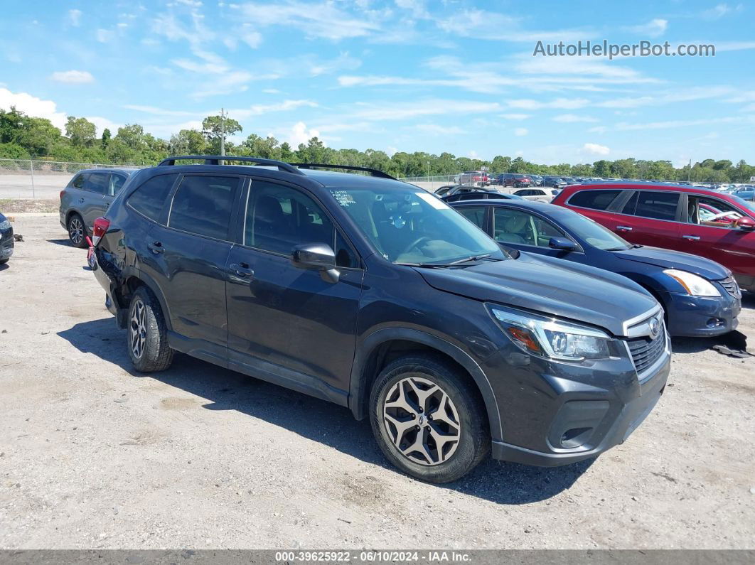 2019 Subaru Forester Premium Black vin: JF2SKAEC1KH589822