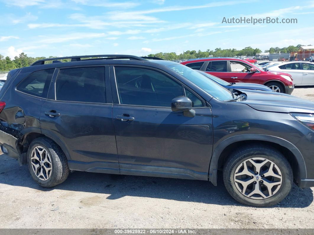 2019 Subaru Forester Premium Black vin: JF2SKAEC1KH589822