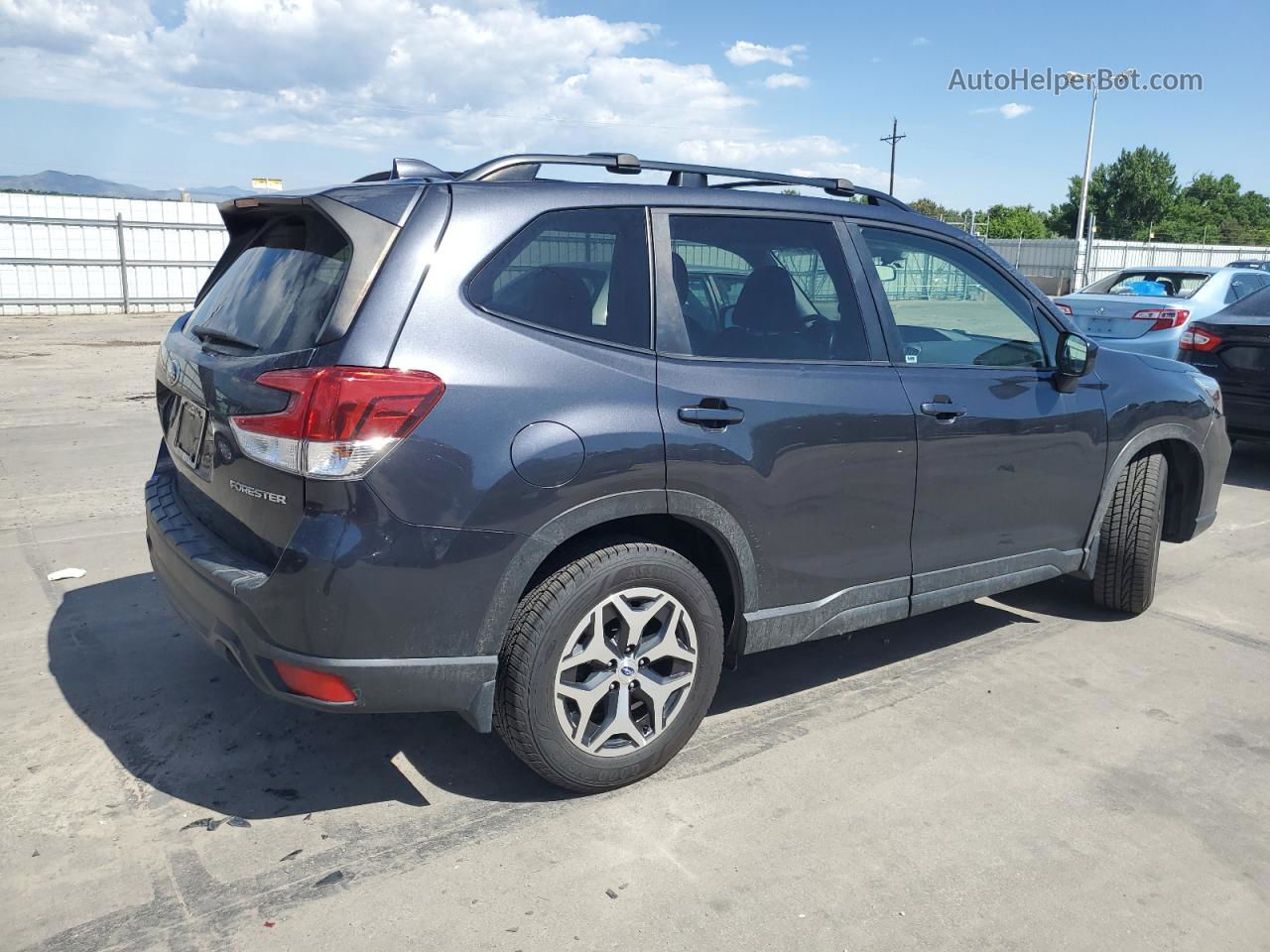 2019 Subaru Forester Premium Черный vin: JF2SKAEC3KH527435