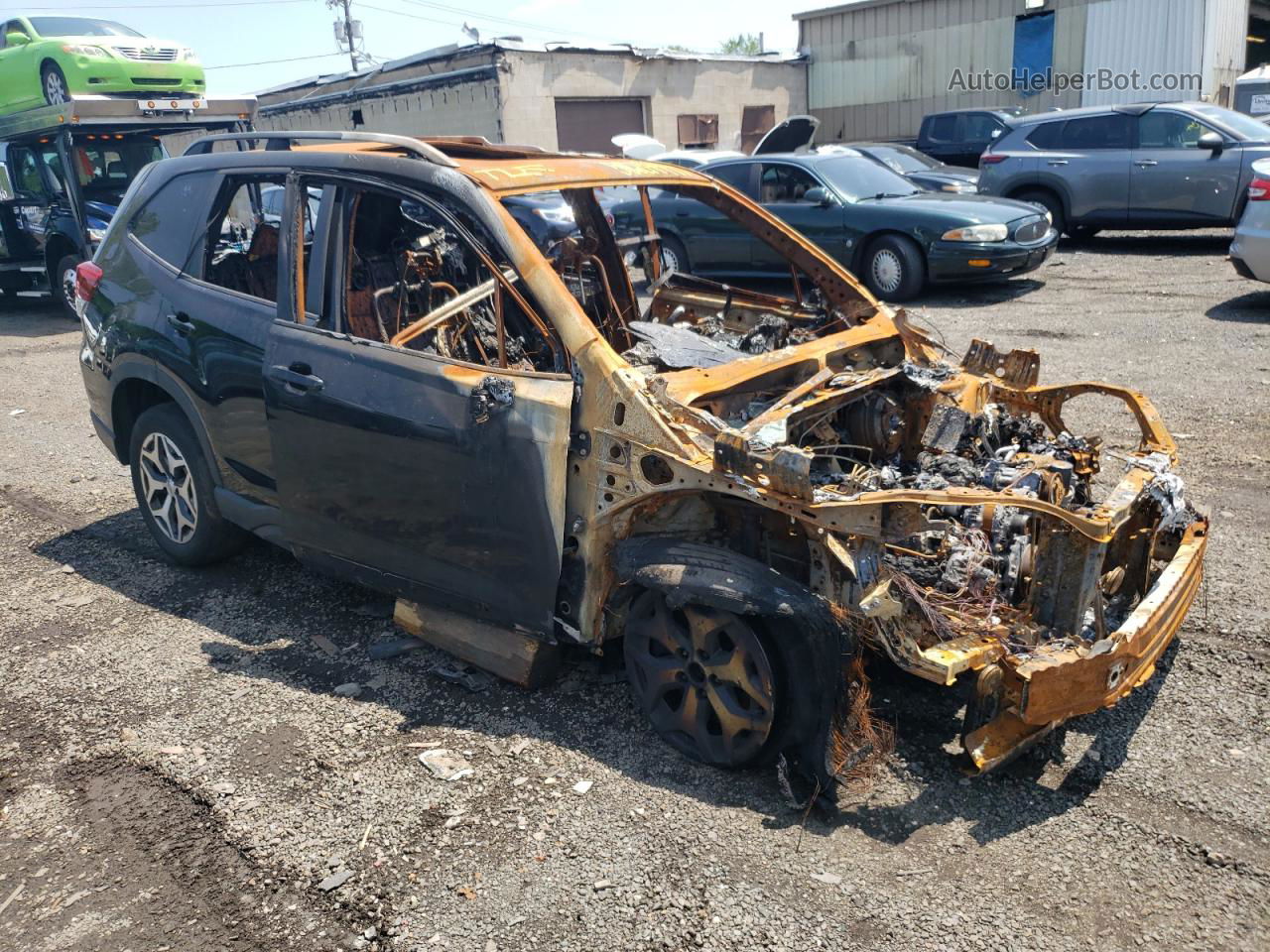 2019 Subaru Forester Premium Black vin: JF2SKAEC5KH562848