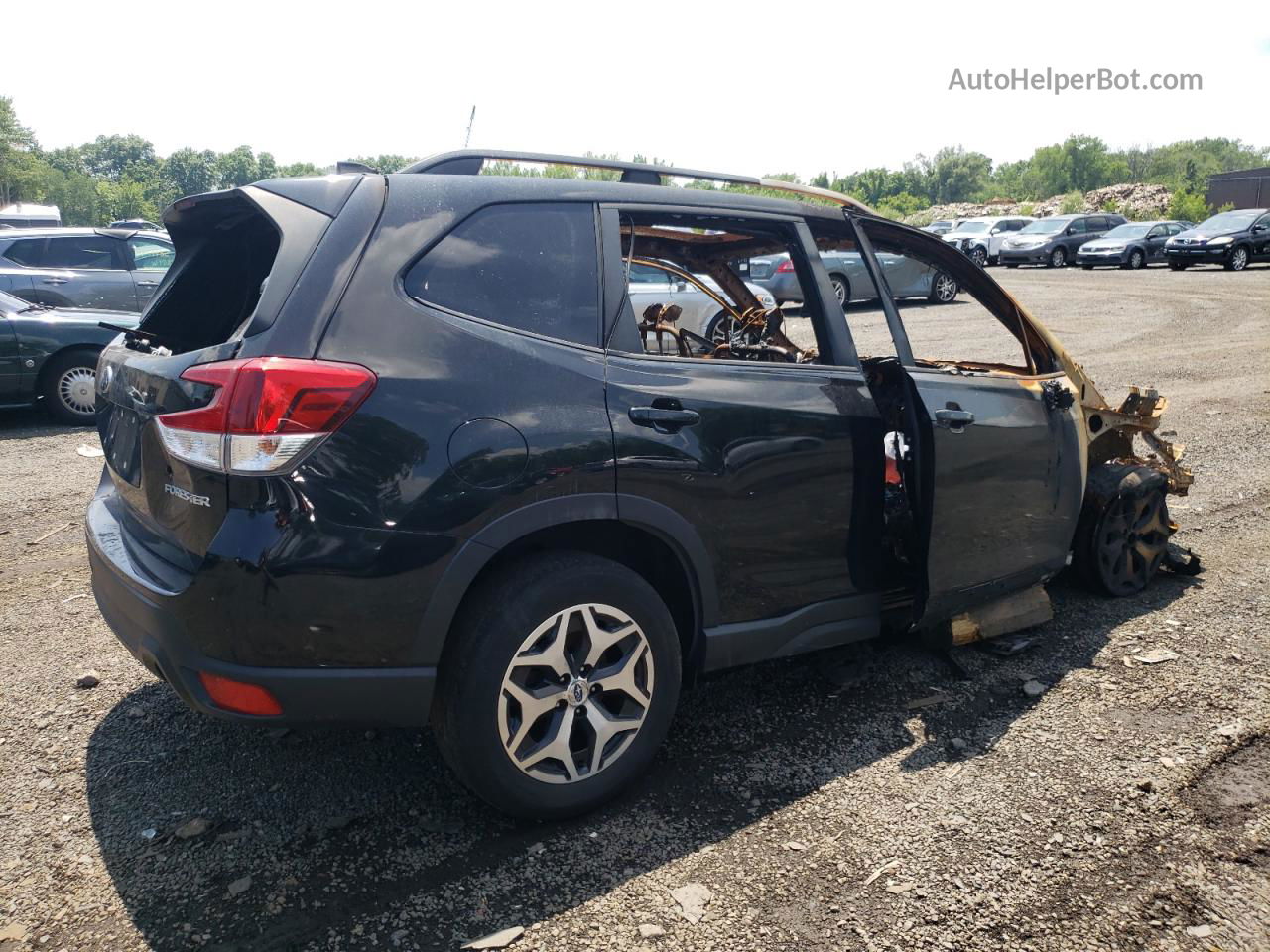 2019 Subaru Forester Premium Черный vin: JF2SKAEC5KH562848