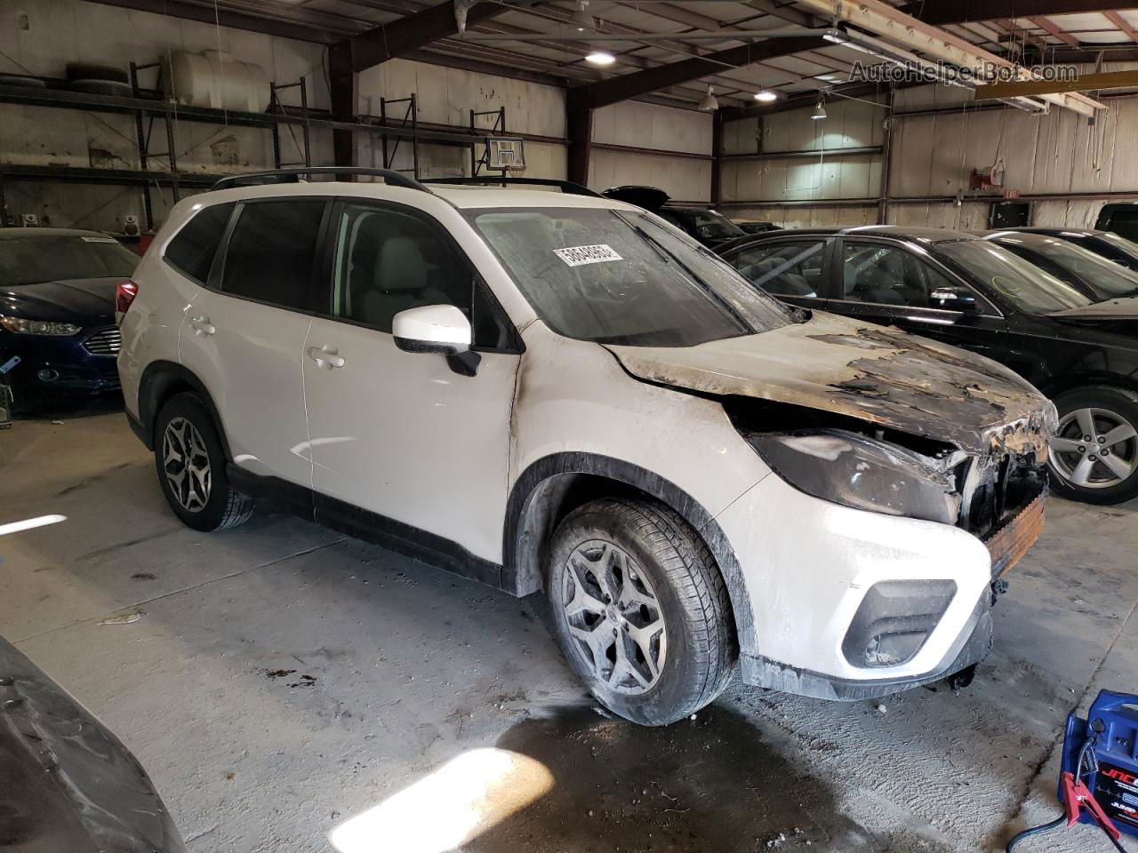 2019 Subaru Forester Premium White vin: JF2SKAEC6KH496598