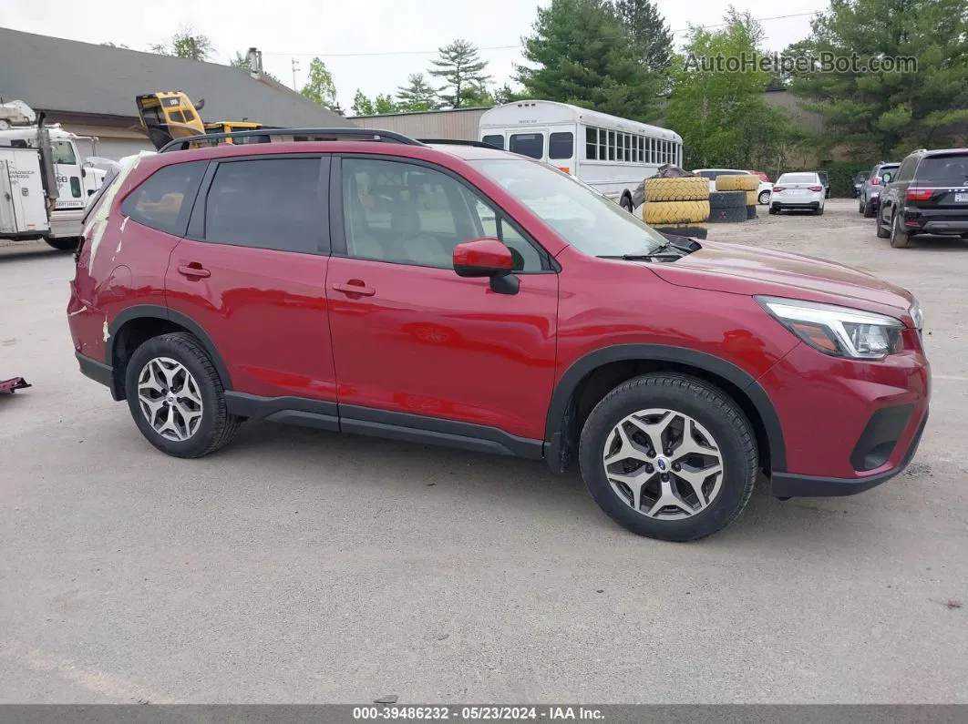 2019 Subaru Forester Premium Red vin: JF2SKAEC8KH462081