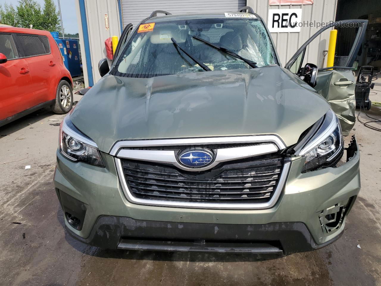 2019 Subaru Forester Premium Green vin: JF2SKAEC9KH526726