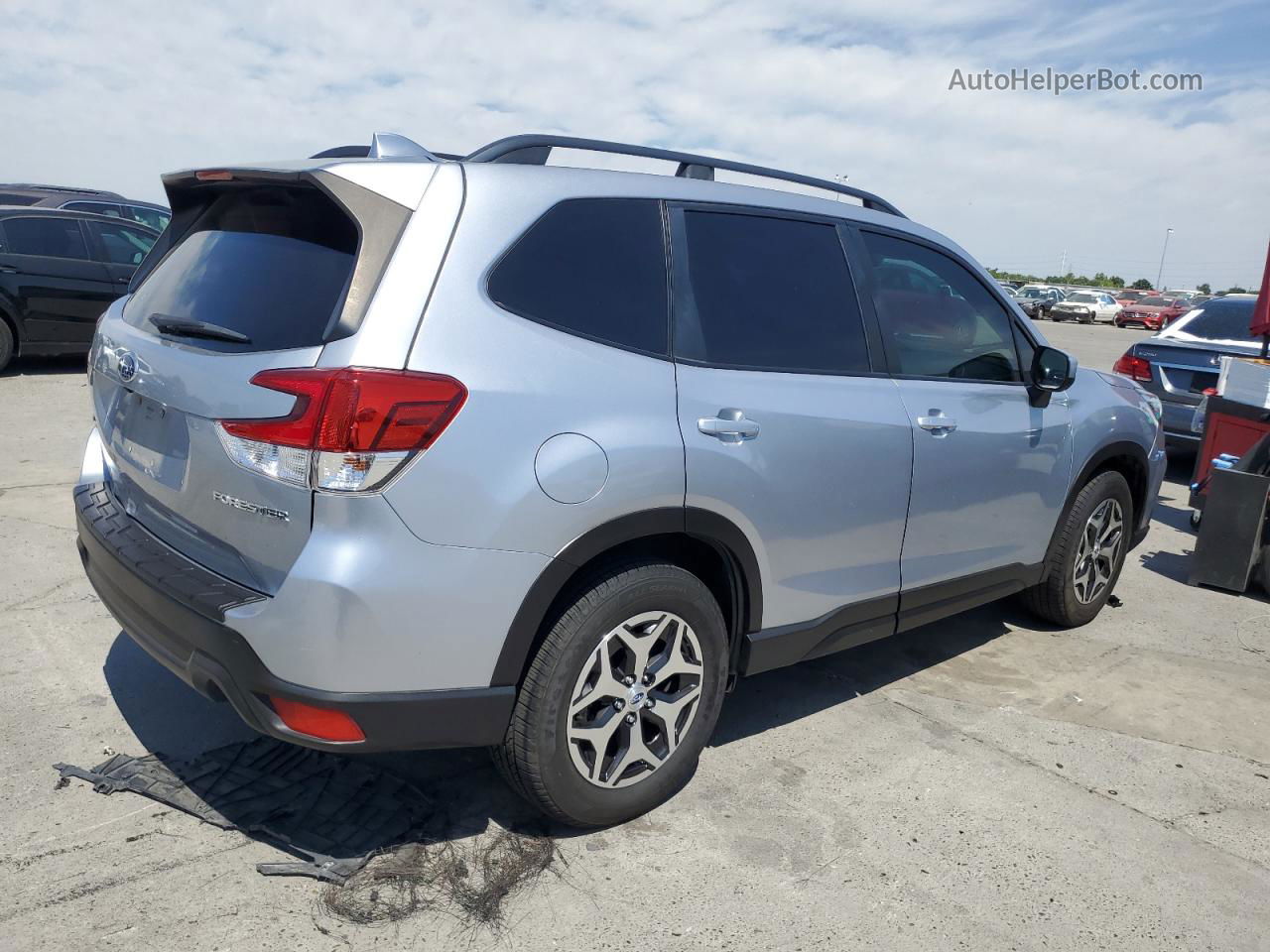 2019 Subaru Forester Premium Silver vin: JF2SKAGC0KH566917