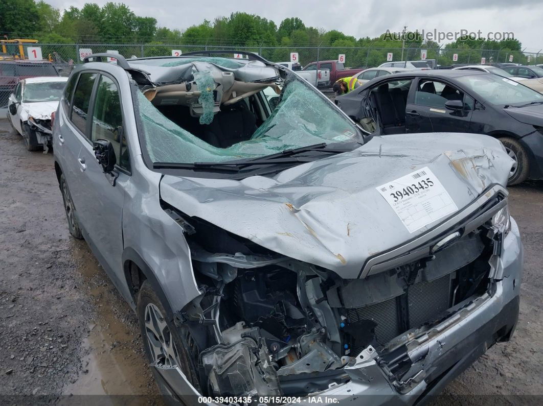 2019 Subaru Forester Premium Gray vin: JF2SKAGC2KH428103