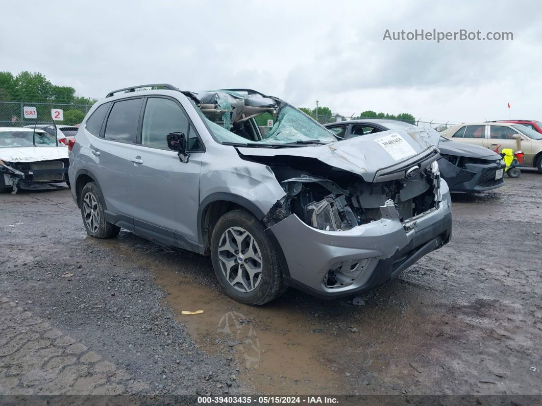 2019 Subaru Forester Premium Gray vin: JF2SKAGC2KH428103