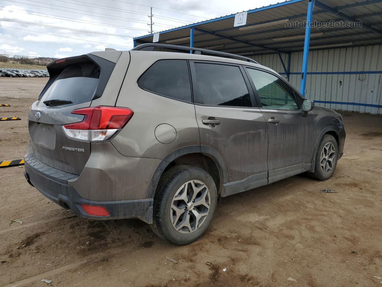 2020 Subaru Forester Premium Коричневый vin: JF2SKAGC2LH432735