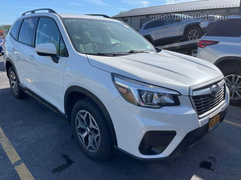 2020 Subaru Forester Premium vin: JF2SKAGC2LH456713