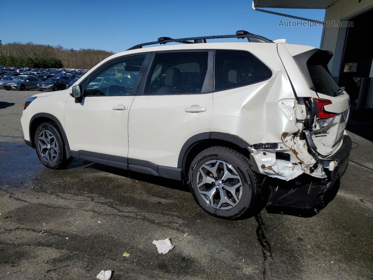 2020 Subaru Forester Premium White vin: JF2SKAGC2LH472152