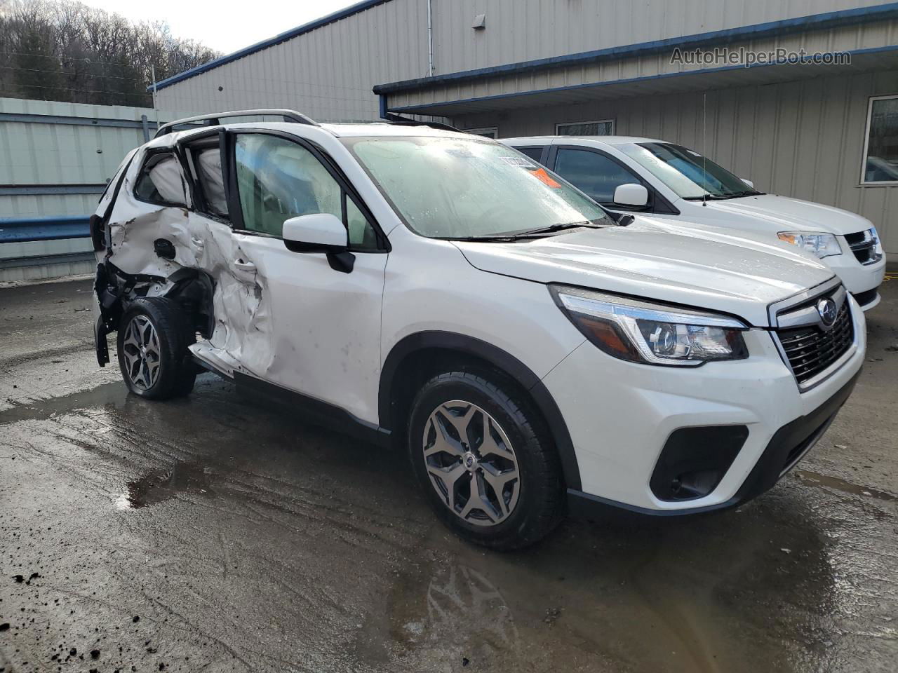 2020 Subaru Forester Premium White vin: JF2SKAGC2LH480008