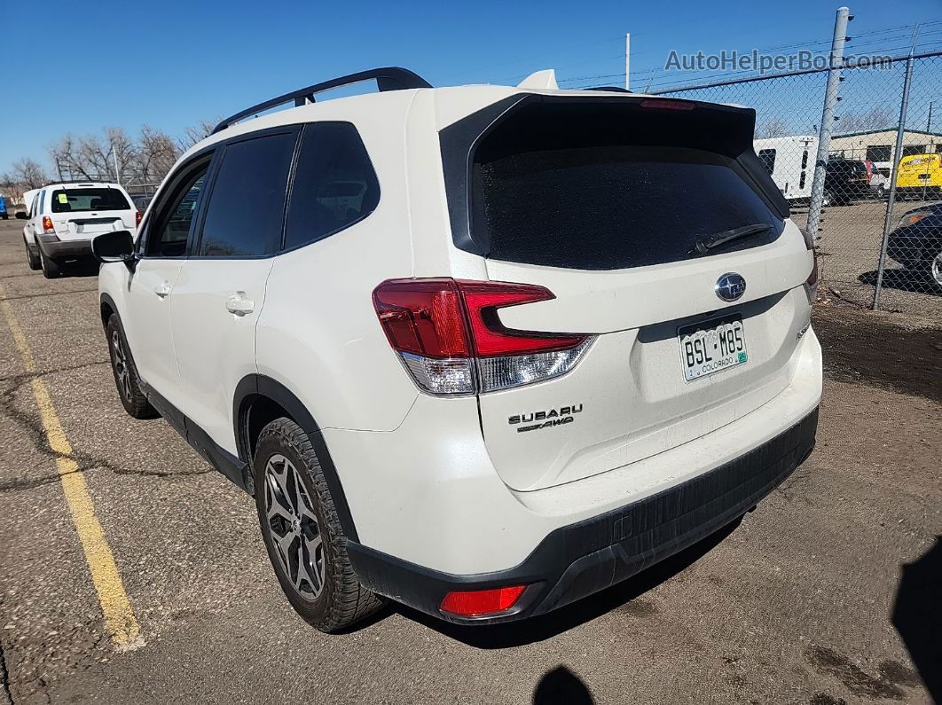 2019 Subaru Forester Premium vin: JF2SKAGC3KH471607