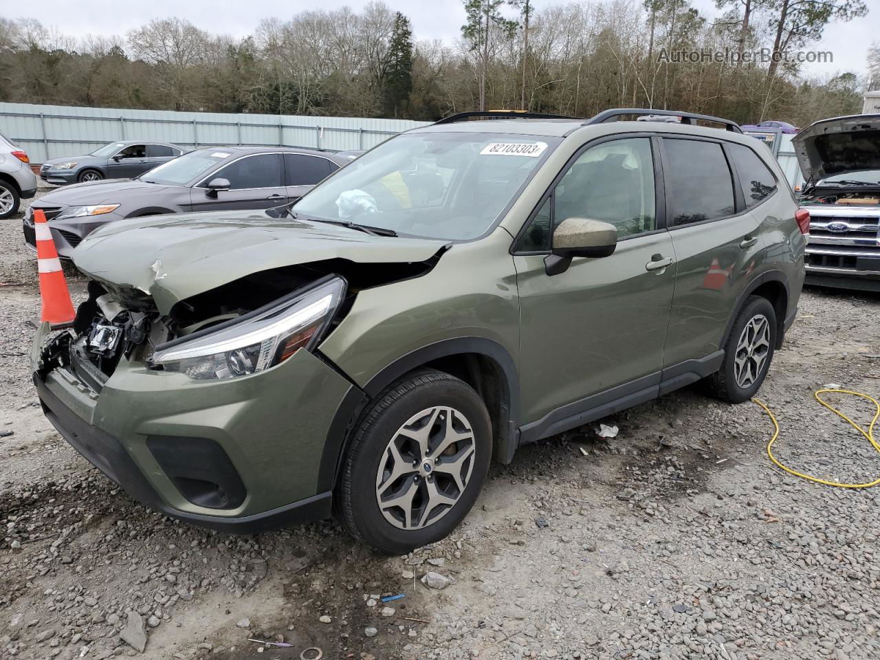 2020 Subaru Forester Premium Зеленый vin: JF2SKAGC3LH420898