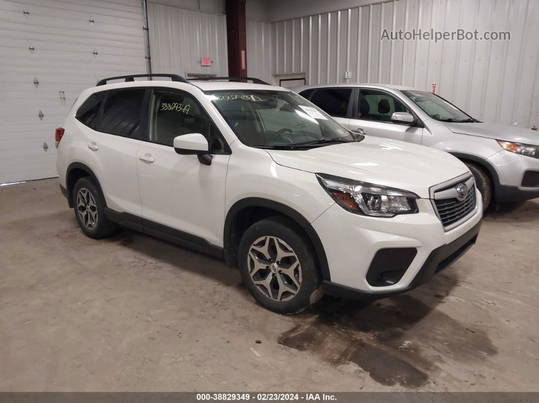 2020 Subaru Forester Premium White vin: JF2SKAGC3LH435563