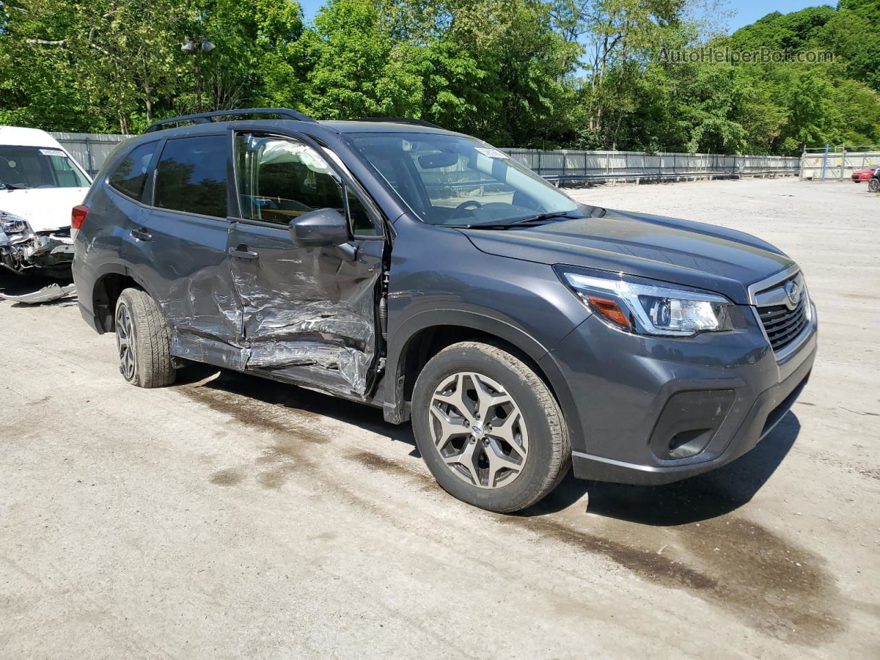 2020 Subaru Forester Premium Gray vin: JF2SKAGC3LH598696