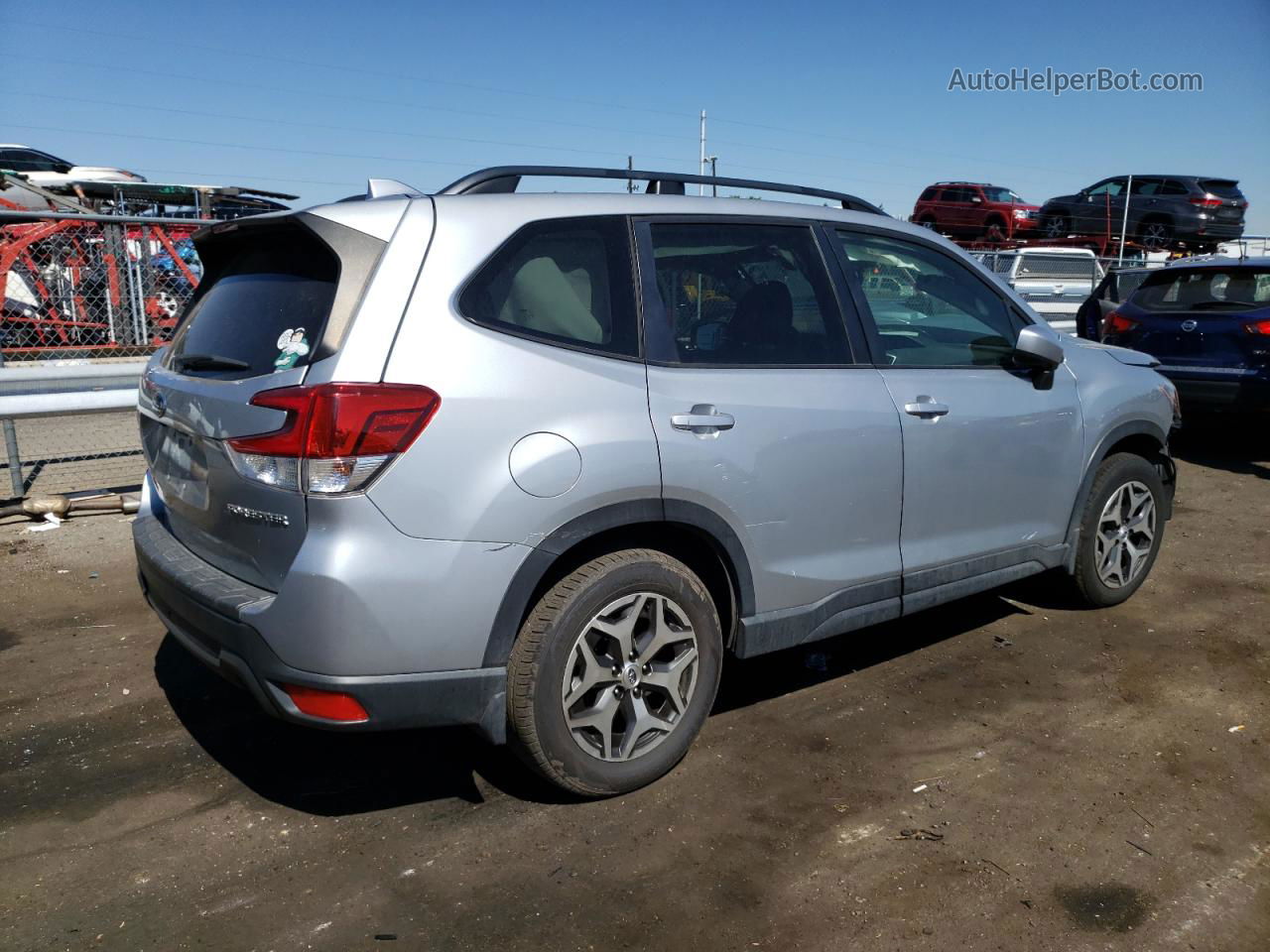 2019 Subaru Forester Premium Серебряный vin: JF2SKAGC4KH408824