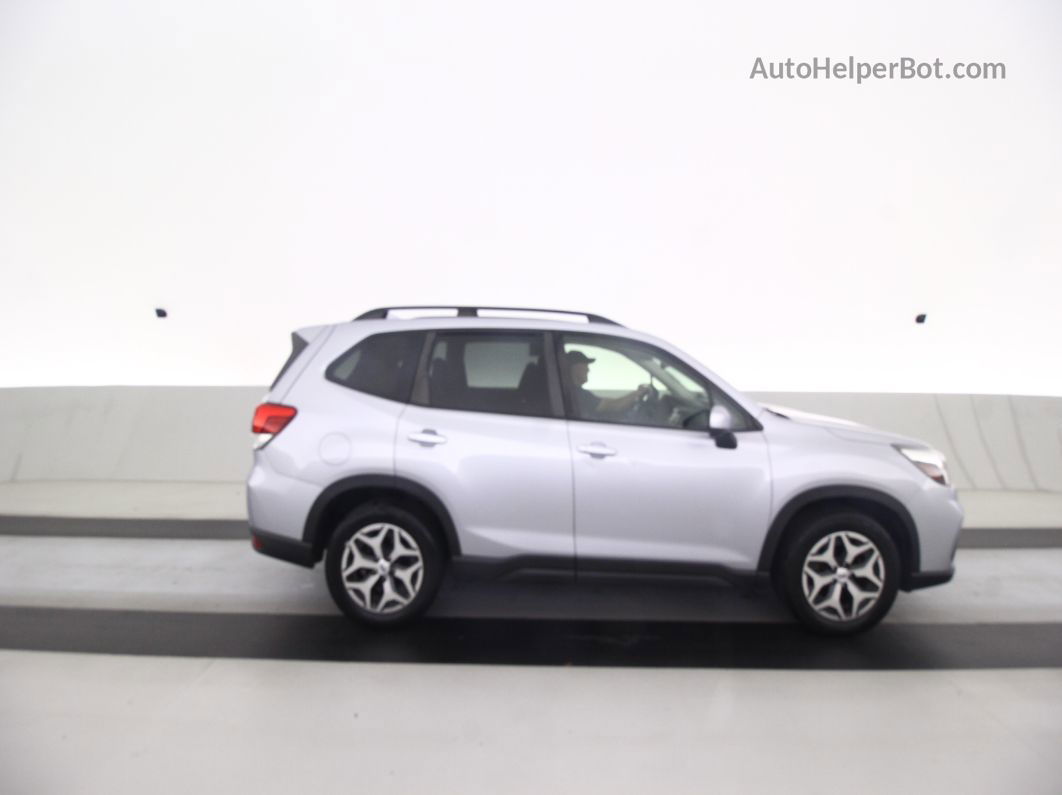 2019 Subaru Forester Premium Неизвестно vin: JF2SKAGC4KH565365