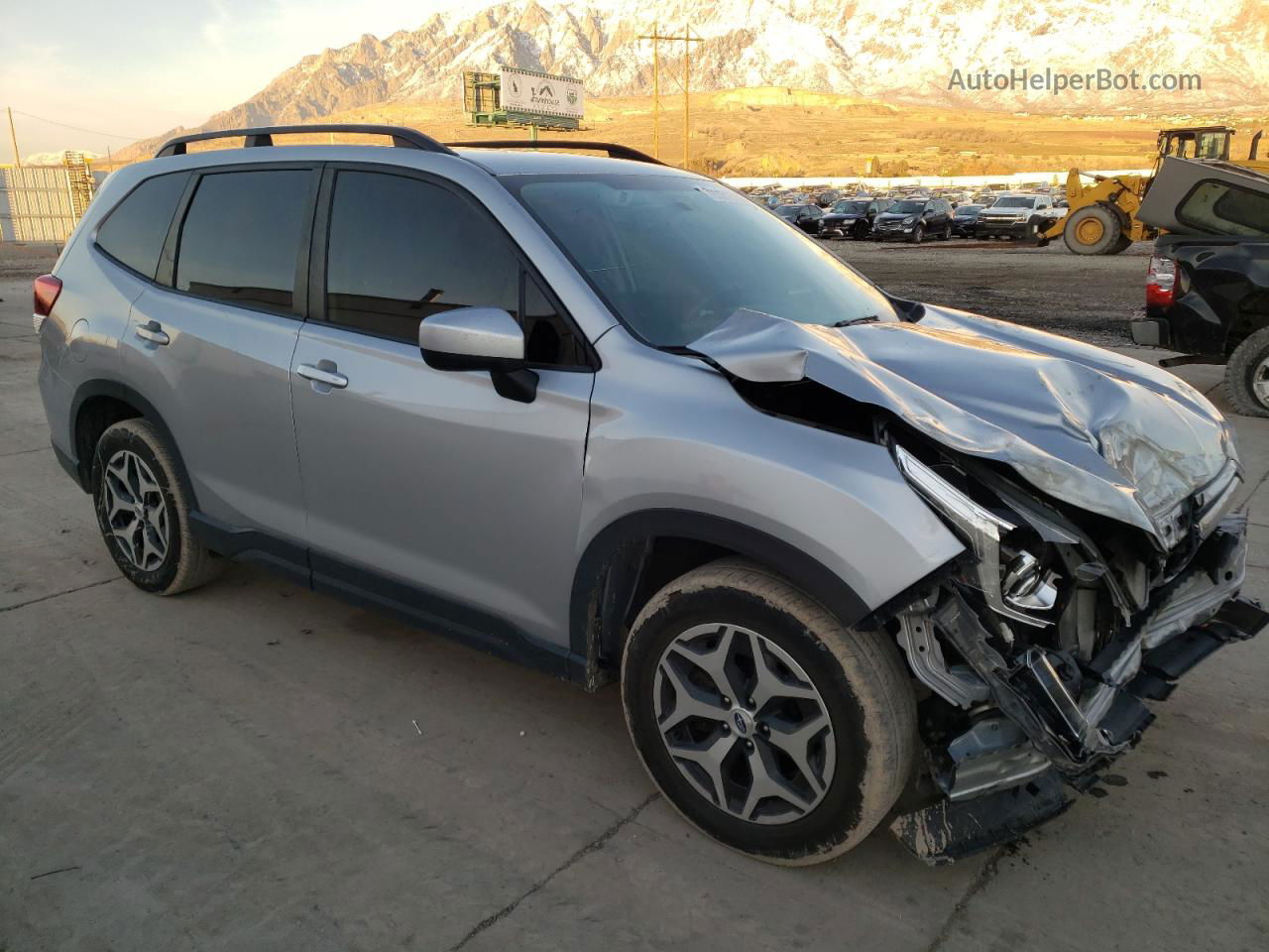 2019 Subaru Forester Premium Silver vin: JF2SKAGC5KH461841