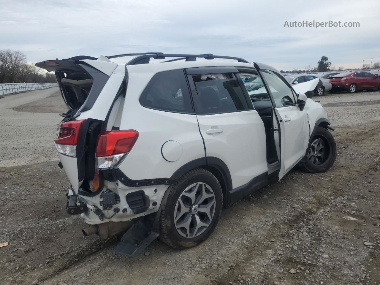 2019 Subaru Forester Premium White vin: JF2SKAGC5KH490305