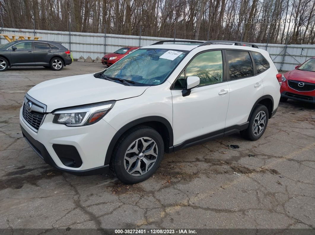 2019 Subaru Forester Premium White vin: JF2SKAGC5KH575435