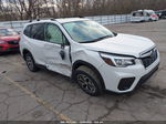 2019 Subaru Forester Premium White vin: JF2SKAGC5KH575435