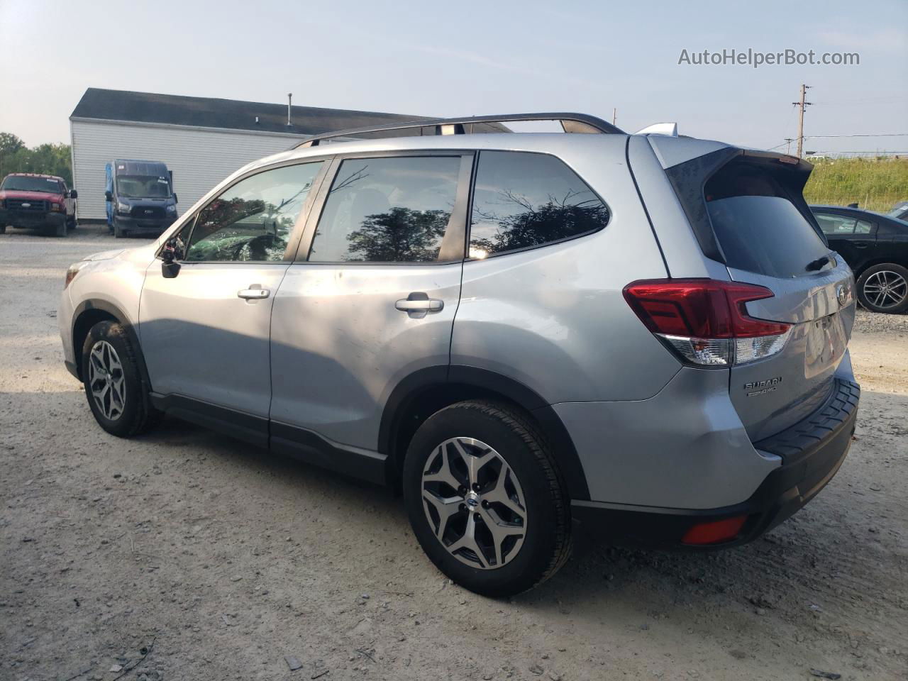 2019 Subaru Forester Premium Серебряный vin: JF2SKAGC6KH591658