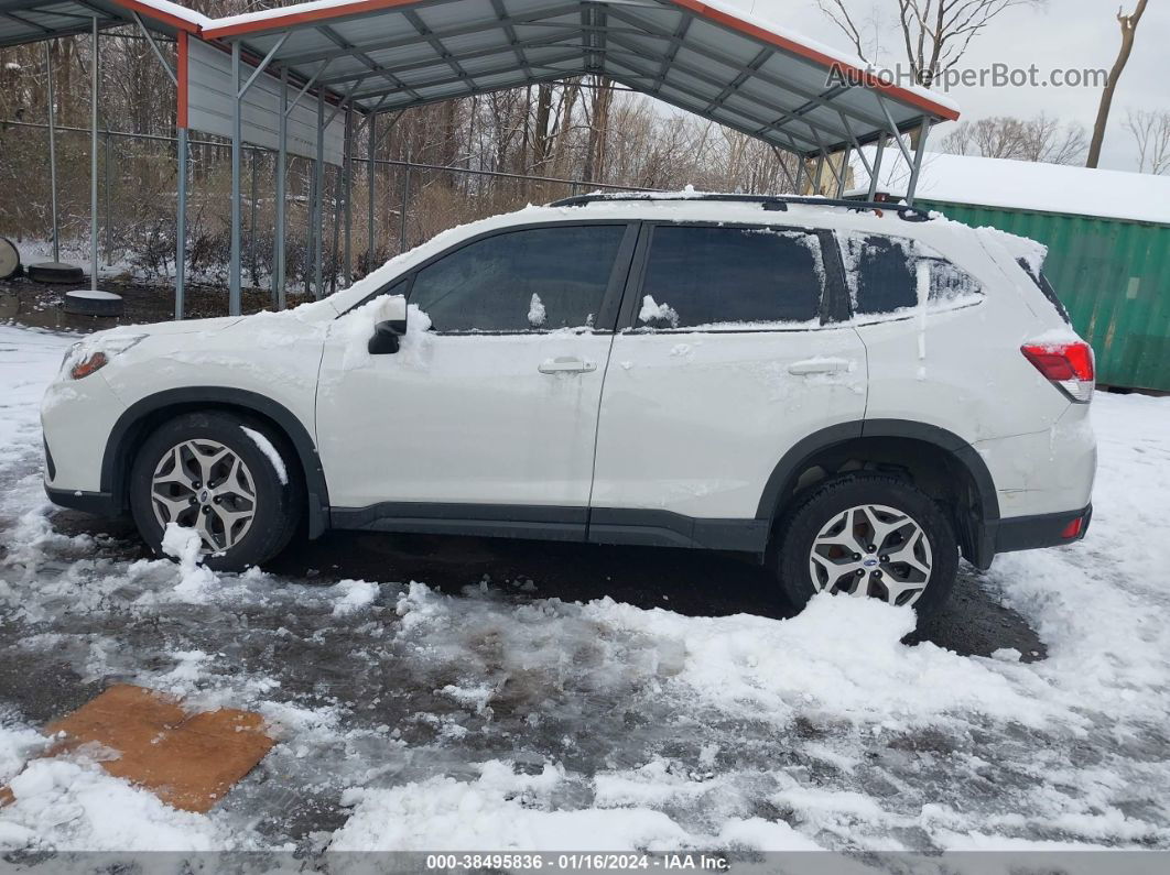 2020 Subaru Forester Premium White vin: JF2SKAGC6LH475104