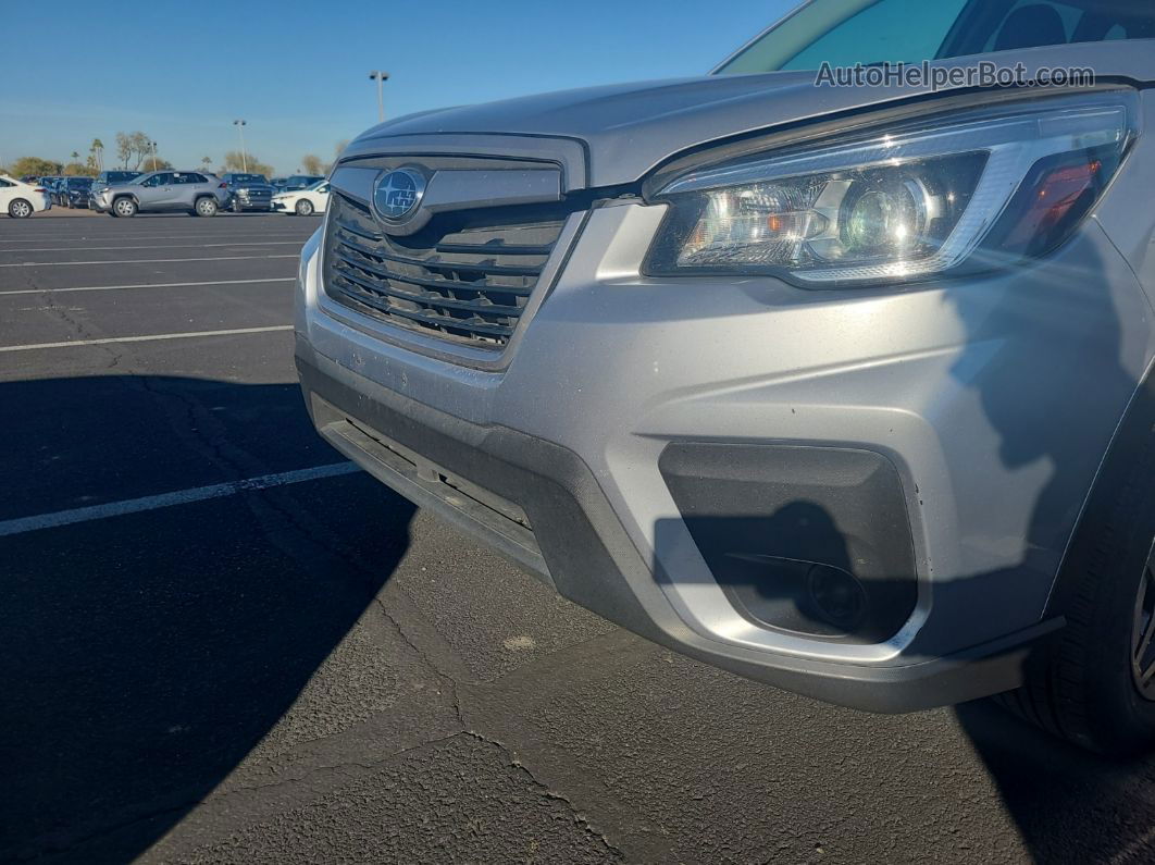 2019 Subaru Forester Premium vin: JF2SKAGC7KH552156