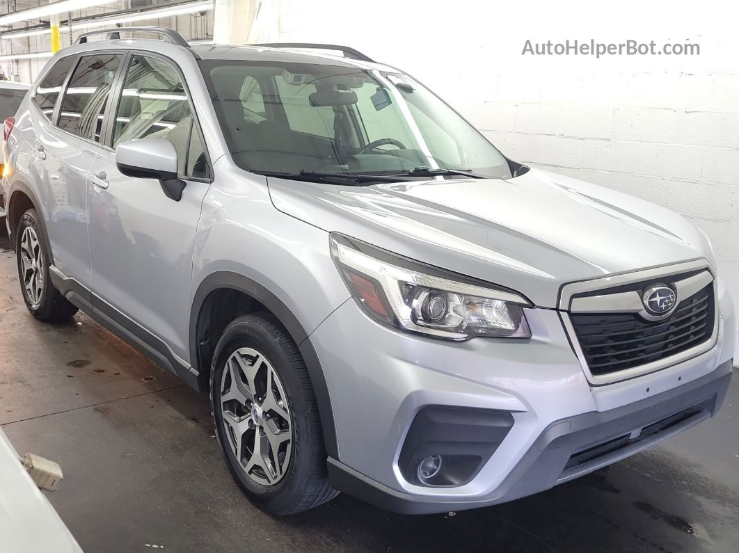 2019 Subaru Forester Premium vin: JF2SKAGC7KH552156